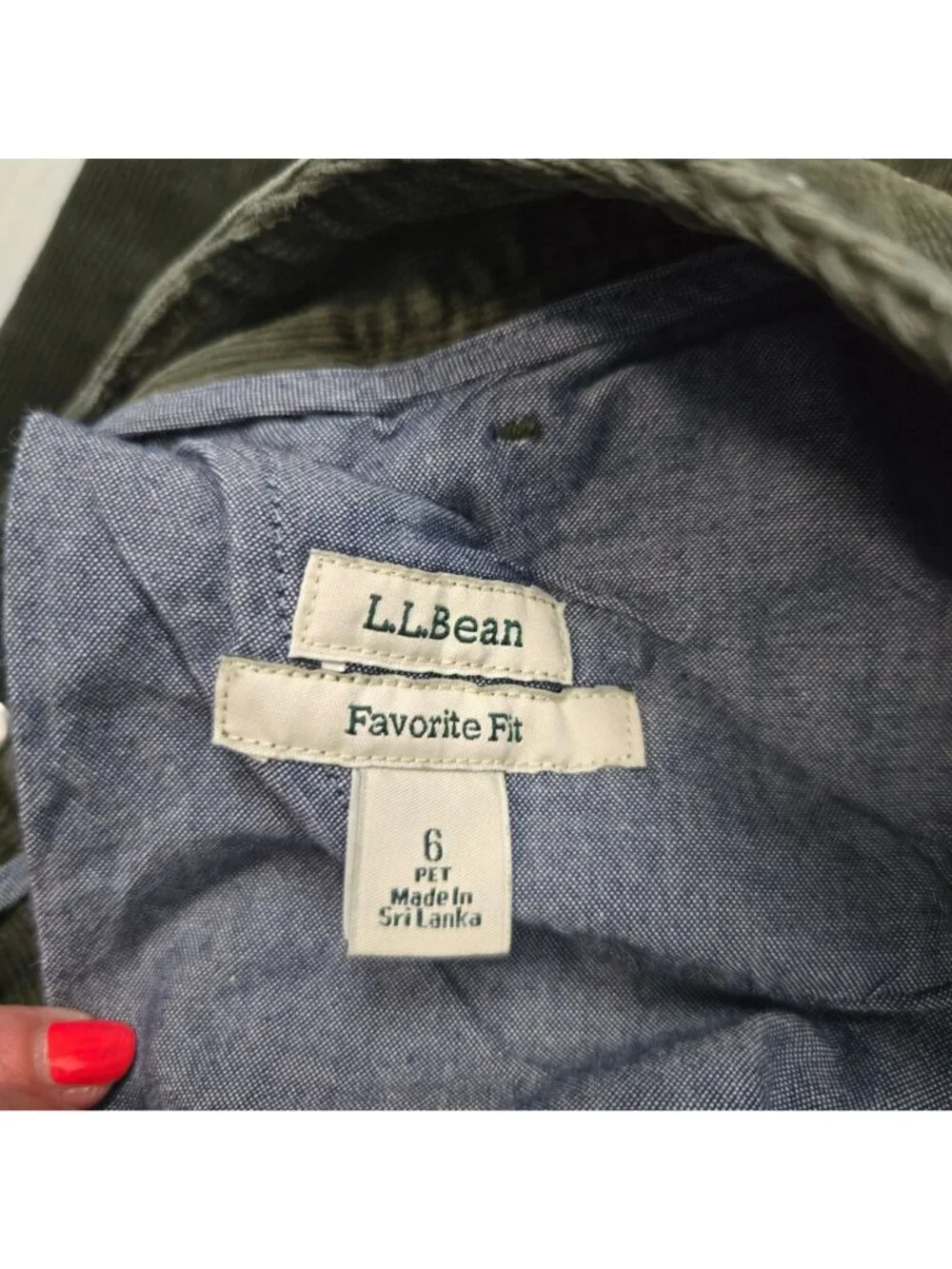 L.L. Bean Women's Size 6 Petite Casco Corduroy Straight Leg Favorite Fit Pants